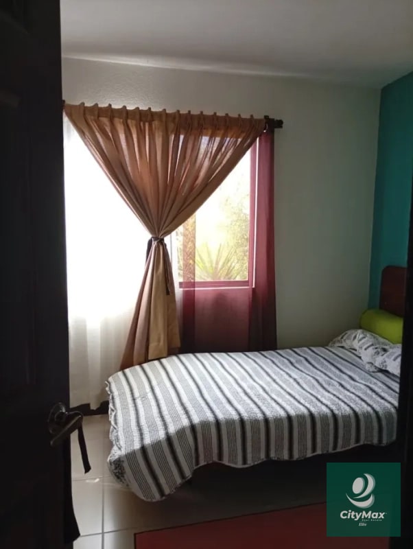 CASA EN VENTA - CONDADO SANTA FE - CARRETERA A EL SALVADOR - 3