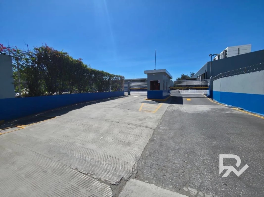Bodega en renta – Zona 17, Km. 7 Ruta al Atlántico - 1