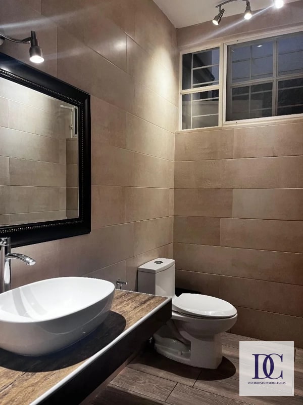 📍 CASA EN RENTA – COLONIA ELGIN II | ZONA 13 - 5