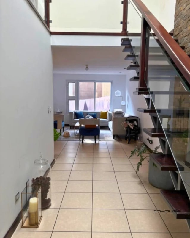 CASA EN VENTA EN ZONA 16 ENSENADA - 1