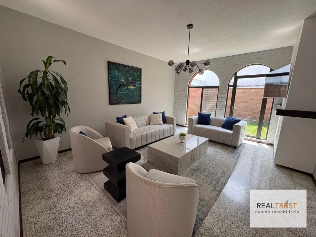 CASA EN VENTA zona 15 VH2 - 16