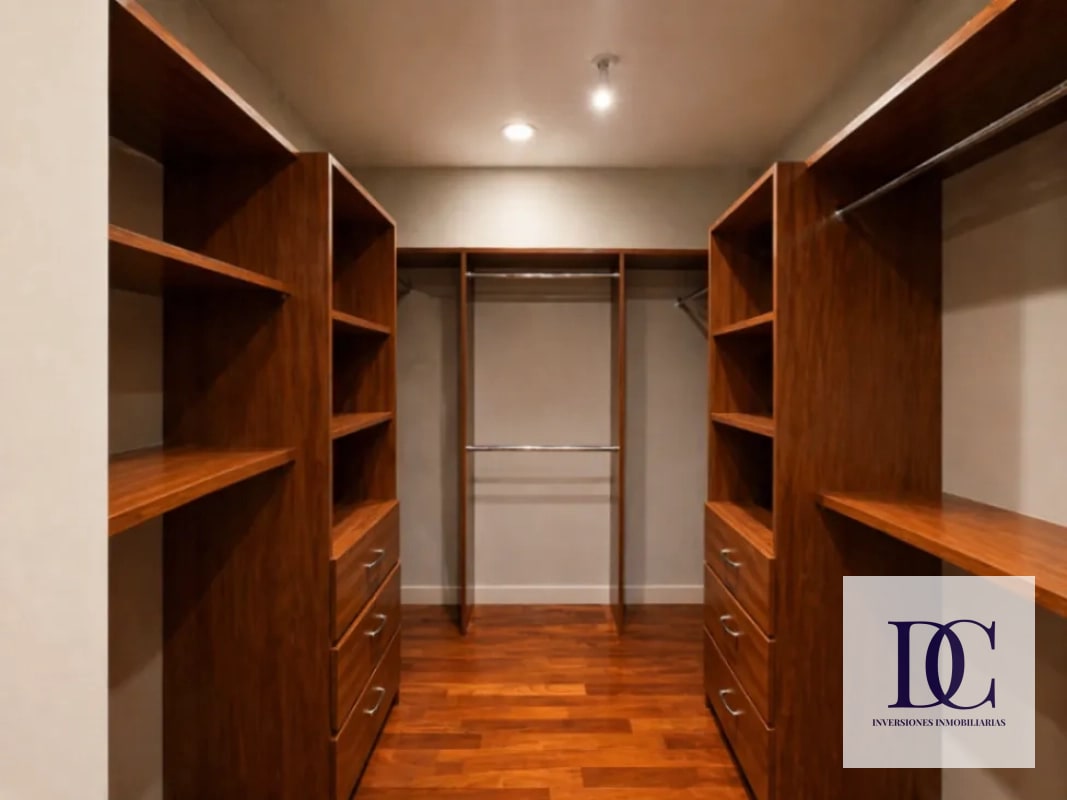 📍 APTO EN VENTA – 3 HAB + SALA FAM | EDIFICIO TORRE REAL | CAES KM 9 - 3