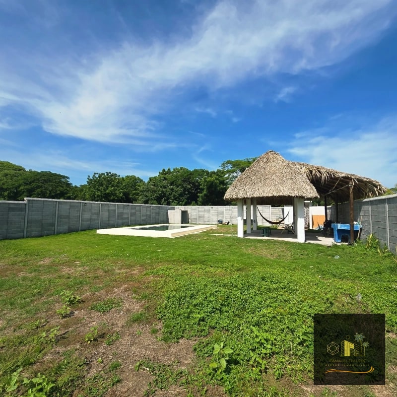 Terreno en Venta Con piscina Carretera a Monterrico - 6