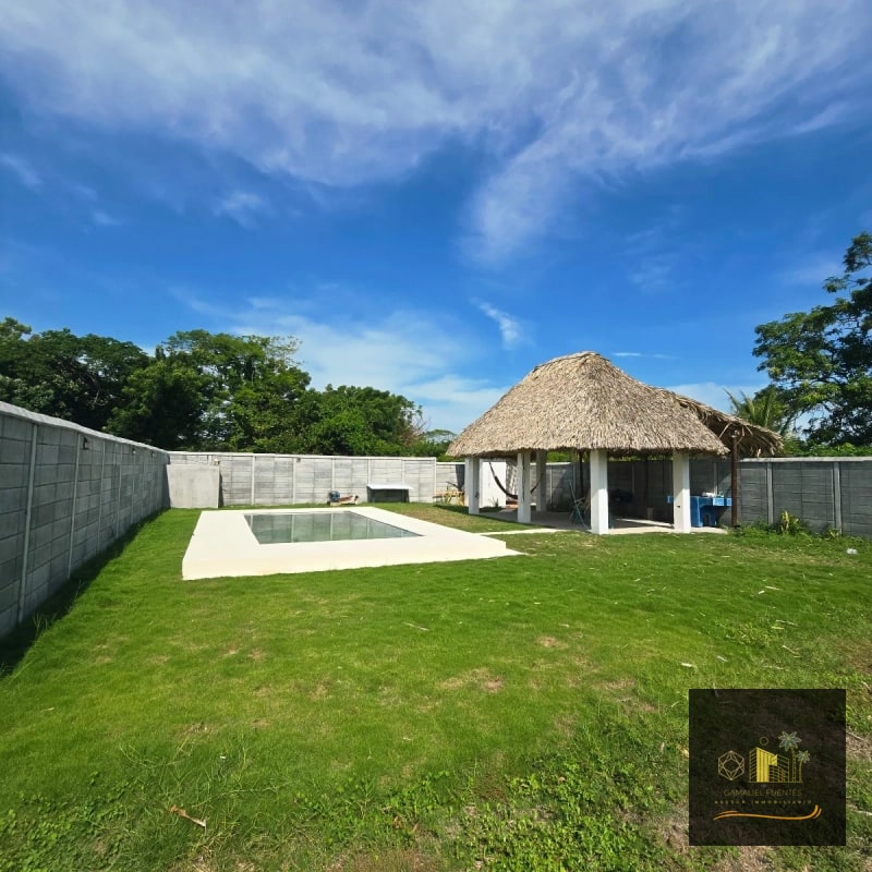 Terreno en Venta Con piscina Carretera a Monterrico - 8