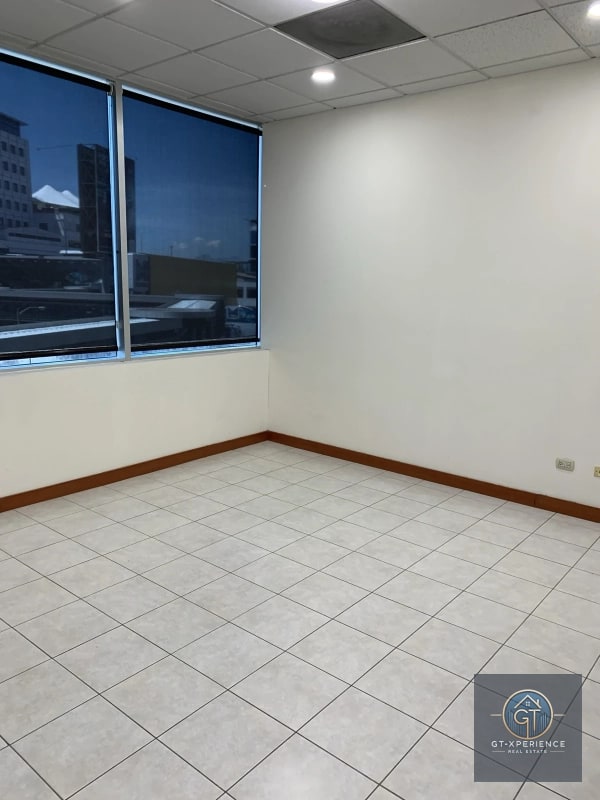 Oficina en renta en Centro Empresarial Pradera - 3