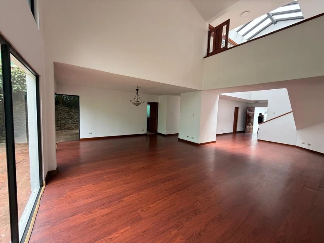 Preciosa casa en venta en Condominio la Encantada, km 12 Carretera El Salvador. — Casa en Venta en Carretera a El Salvador, Guatemala, Ciudad — foto 11 de 17