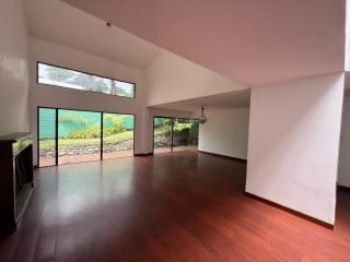 Preciosa casa en venta en Condominio la Encantada, km 12 Carretera El Salvador. — Casa en Venta en Carretera a El Salvador, Guatemala, Ciudad — miniatura 4 de 17