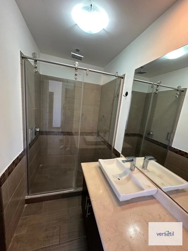 Lindo Apartamento en alquiler zona 10 Penthouse - 7