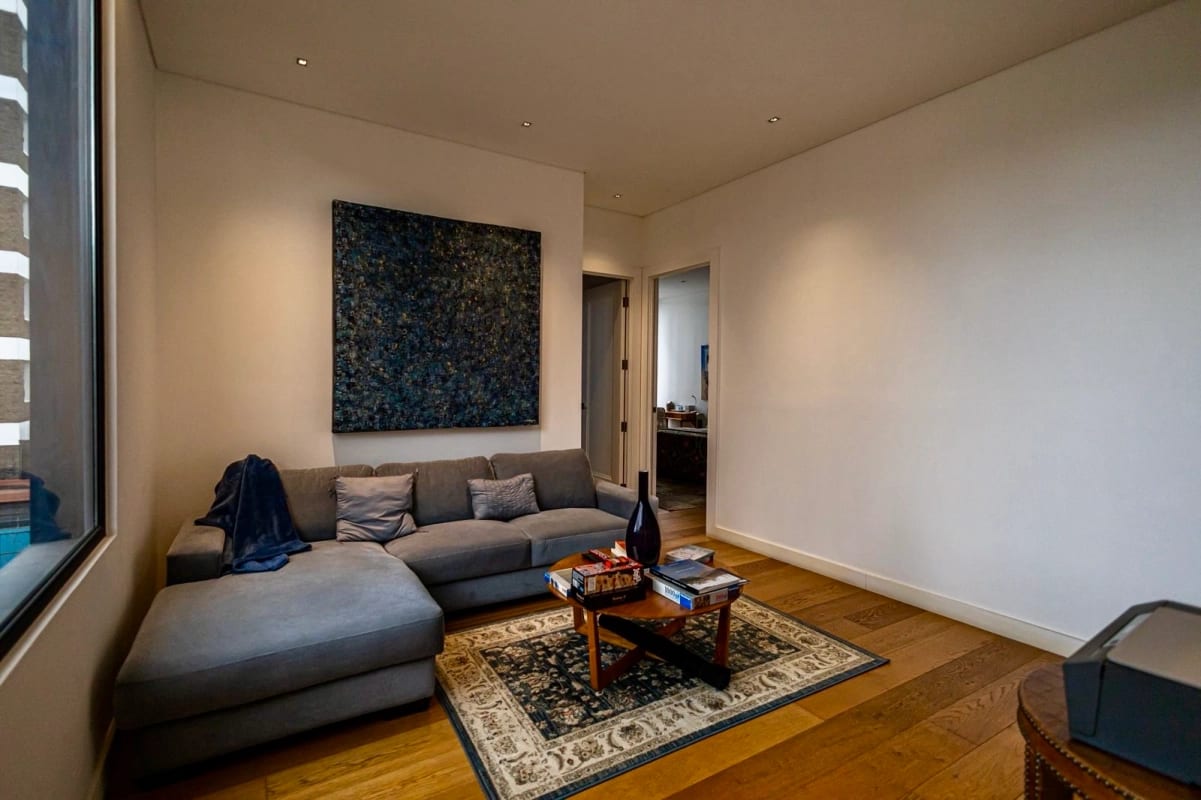 Apartamento de 2 dormitorios en renta en Oakland — Apartamento en Alquiler en Zona 10, Guatemala, Ciudad — foto 10 de 10