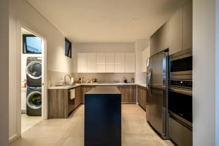 Apartamento de 2 dormitorios en renta en Oakland  — Apartamento en Alquiler en Zona 10, Guatemala, Ciudad — miniatura 4 de 10