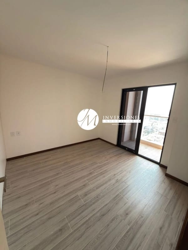 Apartamento en Venta en zona 10 - Miniatura 9