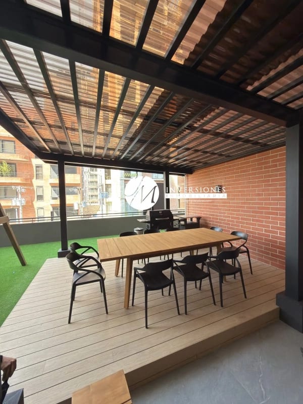 Apartamento en Venta en zona 10 - Image 4