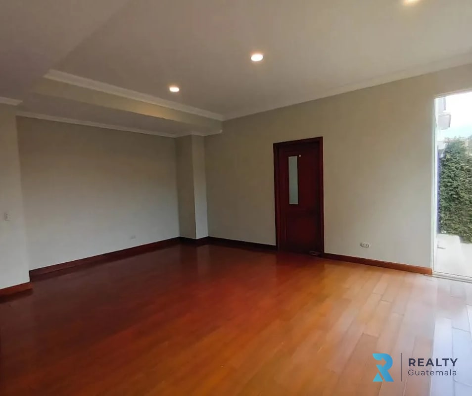 VENDO Casa Carretera a El Salvador, Condominio Portal del Bosque II - 2