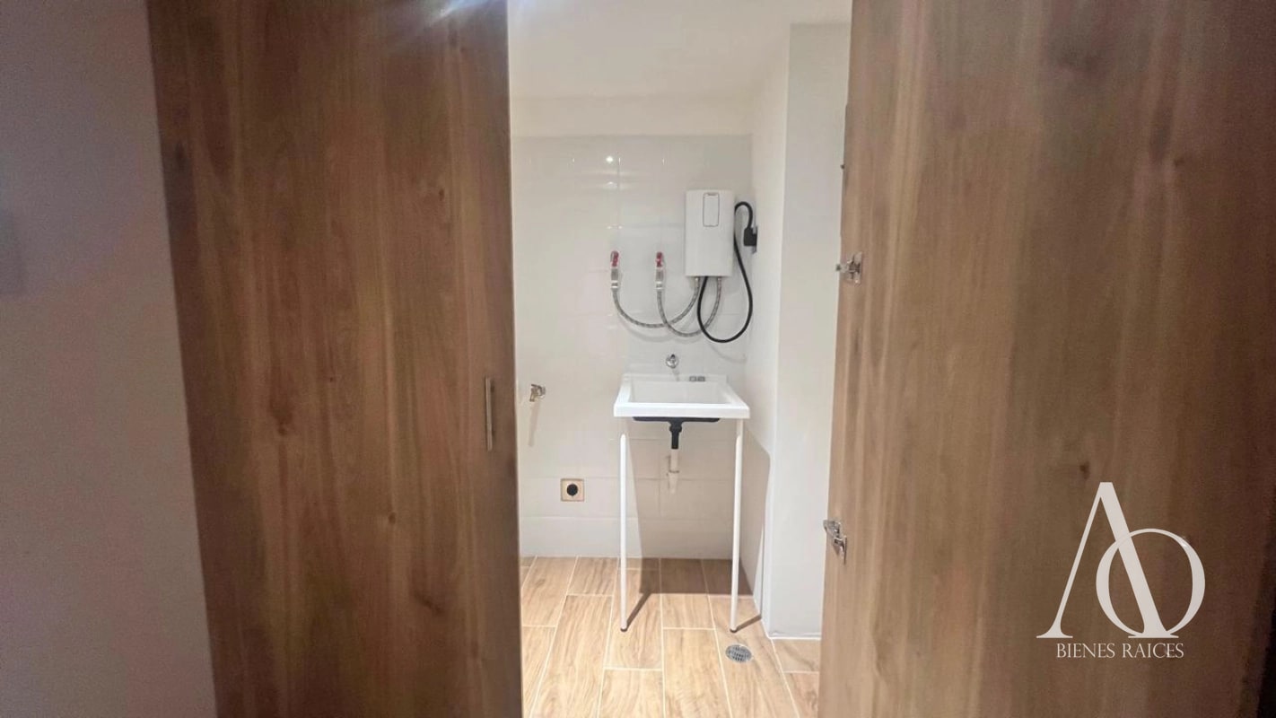 Apartamento en Alquiler Edificio Cendana, zona 9 N7 / EN DIRECTO - 14
