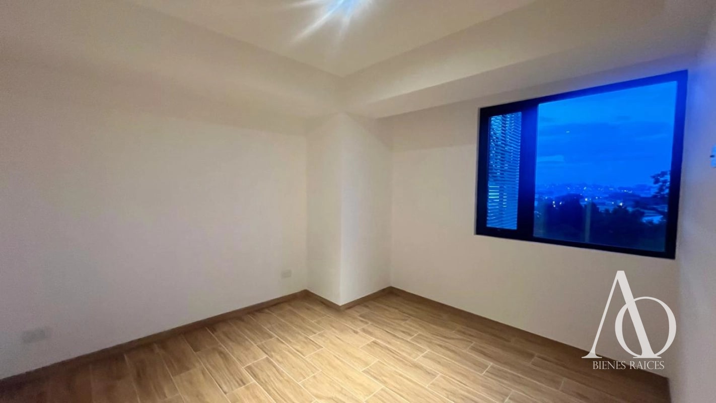 Apartamento en Alquiler Edificio Cendana, zona 9 N7 / EN DIRECTO - 12