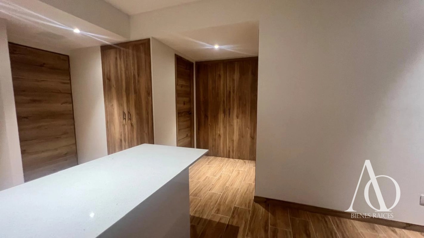 Apartamento en Alquiler Edificio Cendana, zona 9 N7 / EN DIRECTO - 3