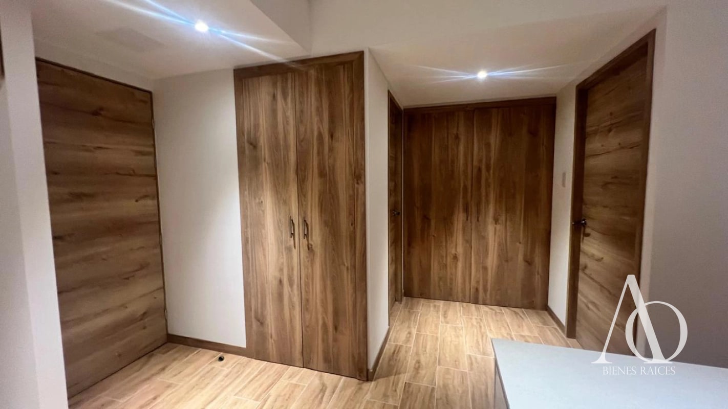 Apartamento en Alquiler Edificio Cendana, zona 9 N7 / EN DIRECTO - 2