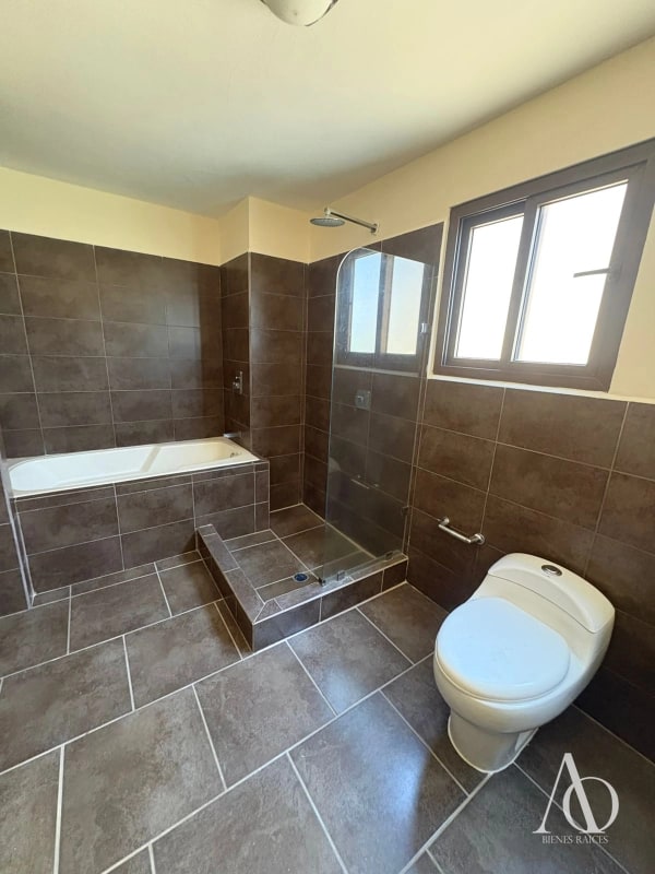Casa en Alquiler Condominio Cumbres de La Arboleda, Km. 21.5 CES / EN DIRECTO 9 - 12