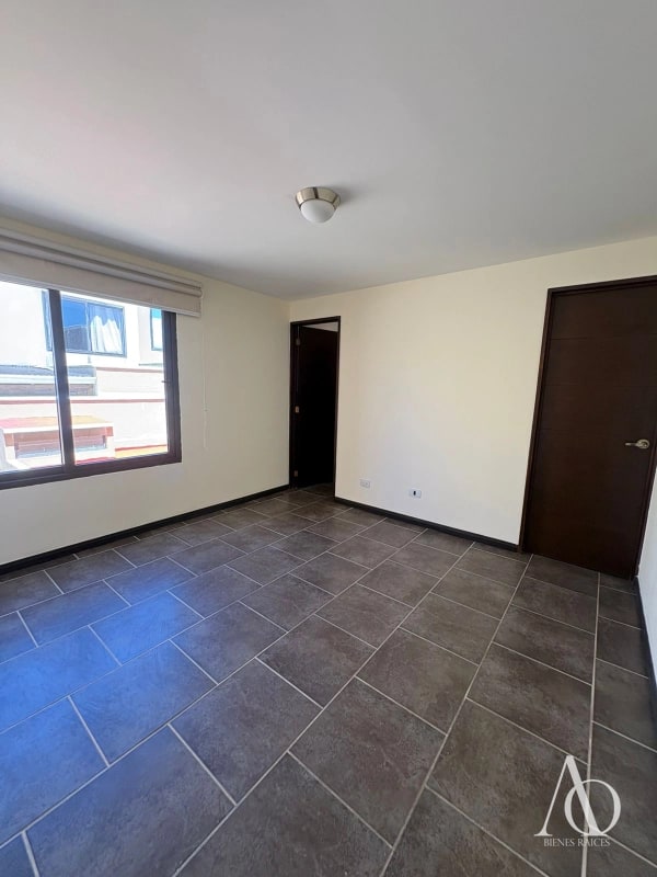 Casa en Alquiler Condominio Cumbres de La Arboleda, Km. 21.5 CES / EN DIRECTO 9 - 7