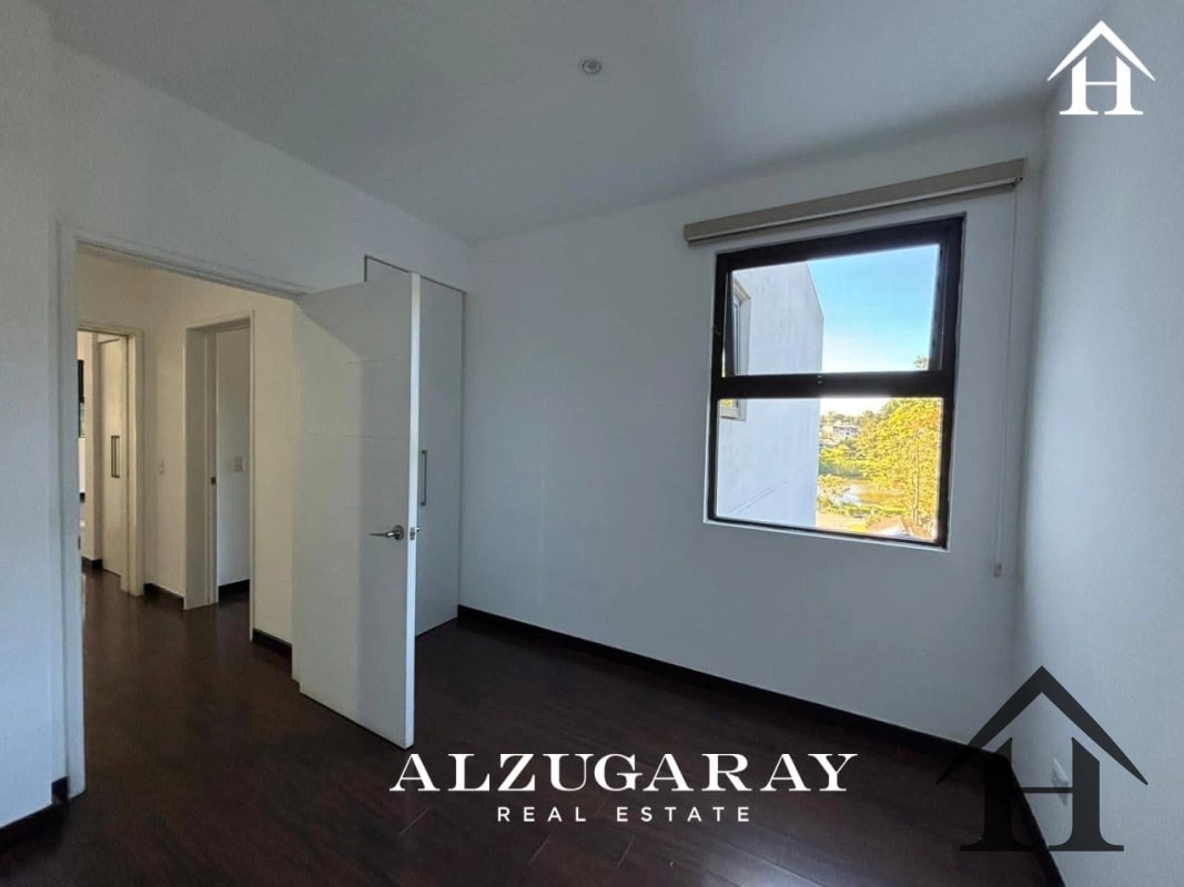 apartamento con terraza y vista a Laguna, Santa Catarina Pinula - 3