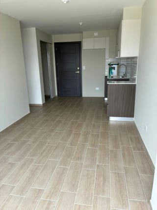 Apto en renta en ANDARES DOCE z12 — Apartamento en Alquiler en Andares Doce, Zona 12, Guatemala, Ciudad — miniatura 2 de 17