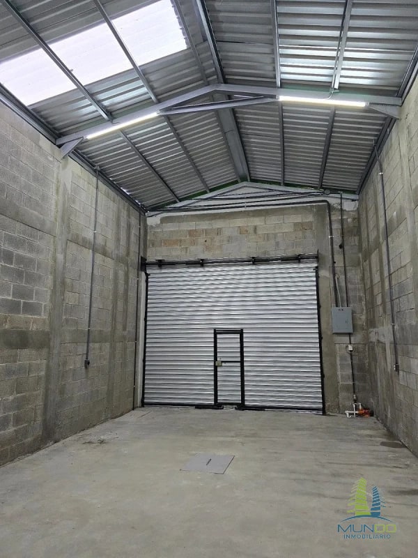 BODEGA EN RENTA ZONA 14 - 5