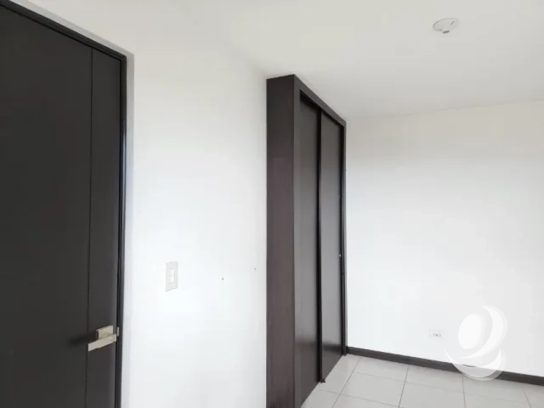 ¡¡¡Precioso Apartamento en Renta Zona 11 Vistas de Las Charcas!!! - 2