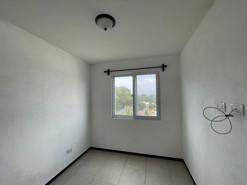 VENTA  DE APARTAMENTO EN ZONA 11 PARQUE 11 DE 3 DORMITORIOS — Apartamento en Venta en Parque 11, Zona 11, Guatemala, Ciudad — foto 6 de 13
