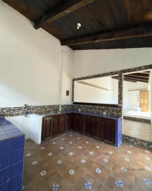 Casa En Venta En Santa Lucía Milpas Altas - 5