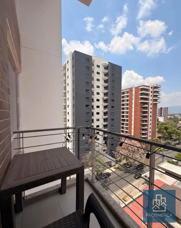 Apartamento en alquiler, Edificio Torre 14, Zona 14 - 7