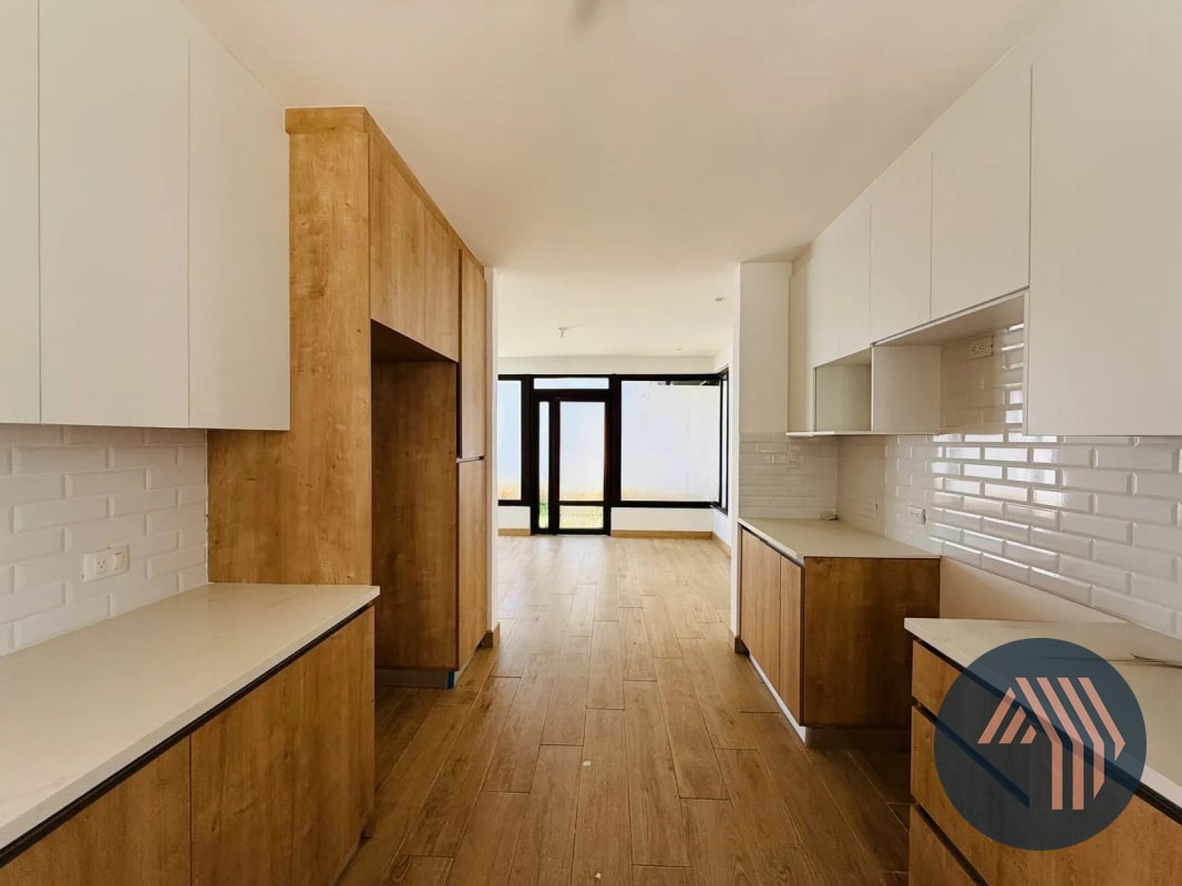 VENTA DE HERMOSAS CASAS - ARRAZOLA 1, KM 17.5 CES - 1