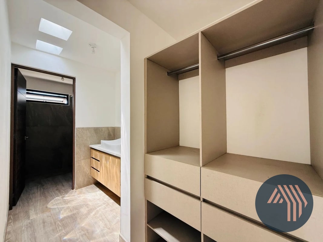VENTA DE HERMOSAS CASAS - ARRAZOLA 1, KM 17.5 CES - 11