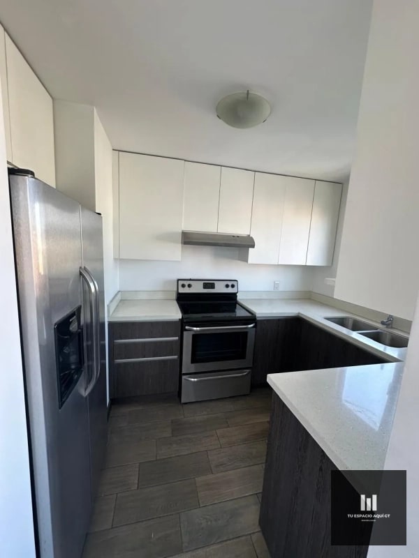 Lujoso Apartamento En Renta - En Verona, Zona 10 - 11