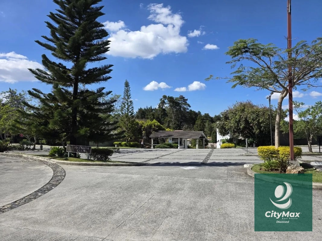 Terreno Residencial en Venta en Lomas de San Isidro Zona 16 Guatemala - 2