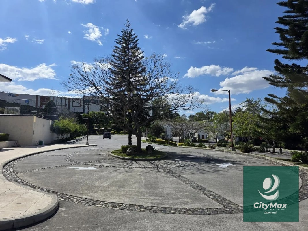 Terreno Residencial en Venta en Lomas de San Isidro Zona 16 Guatemala - 1