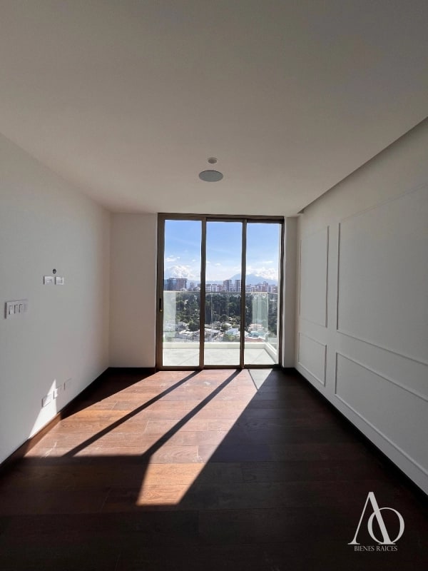 Apartamento en Venta Edificio Atarah, zona 10 N17 / EN DIRECTO - 7