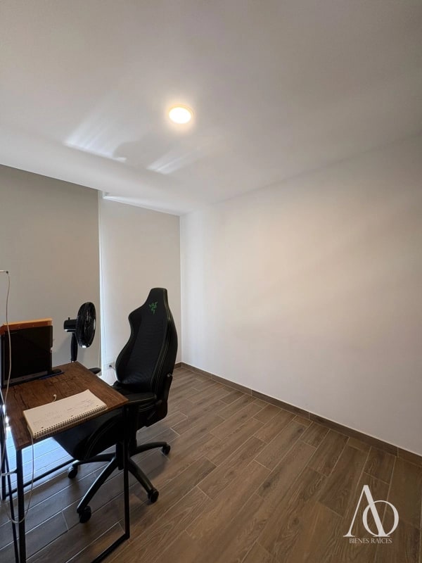 Apartamento en Venta Edificio Parque 14, zona 14 N14 / EN DIRECTO 02 - 8