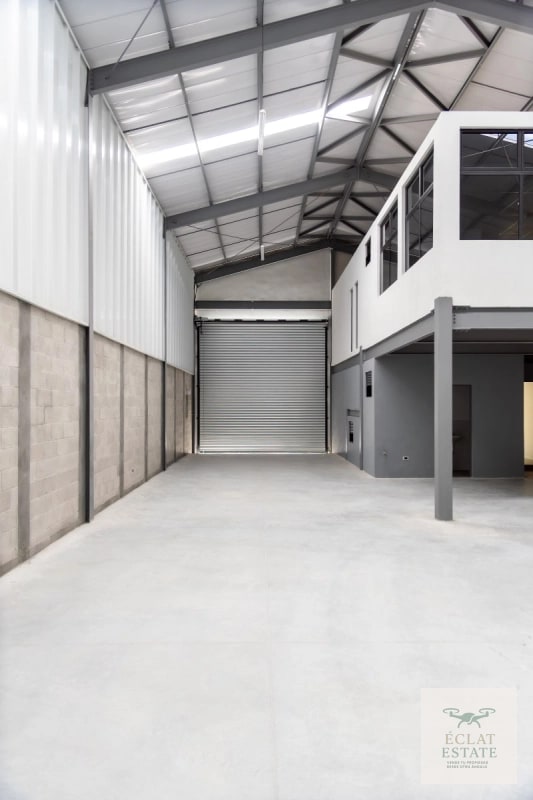 Ofibodegas en Renta en Villa Canales | Desde $1,900 | Complejo Empresarial - 2