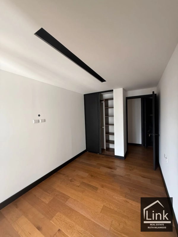 Apartamento en Venta zona 11 VILLA MARISCAL - 7
