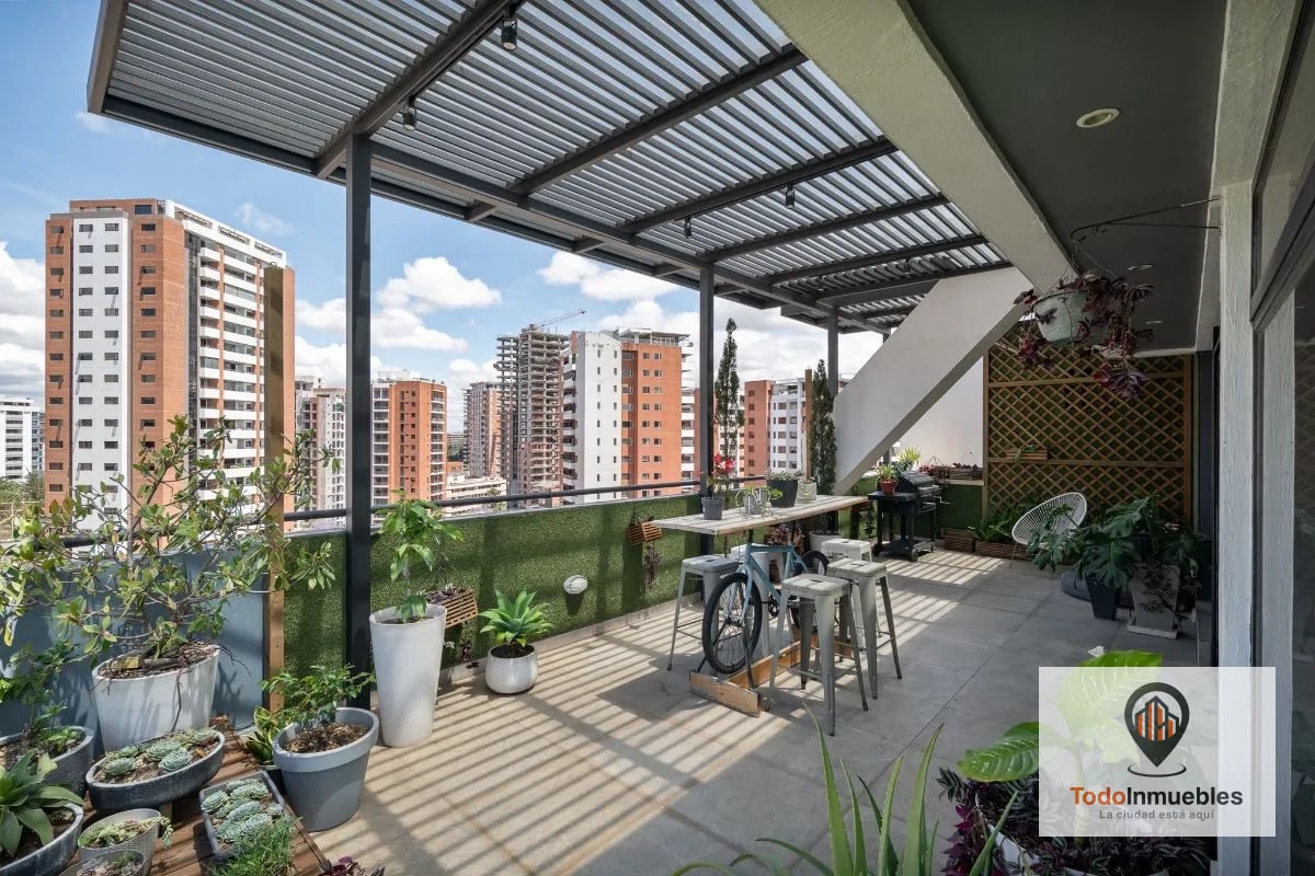 Apartamento Penthouse remodelado en Venta en z14 - 1