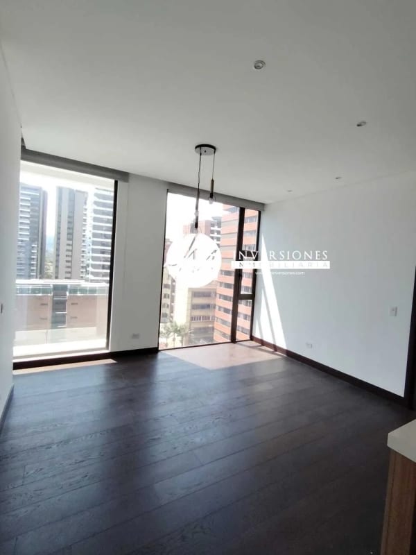 Apartamento en renta en zona 14 de 2 dormitorios - Miniatura 9