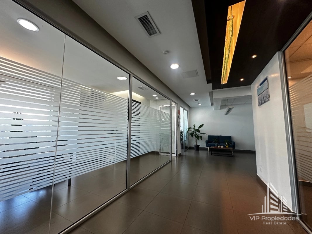 Empresarial zona pradera, vendo oficina - 6
