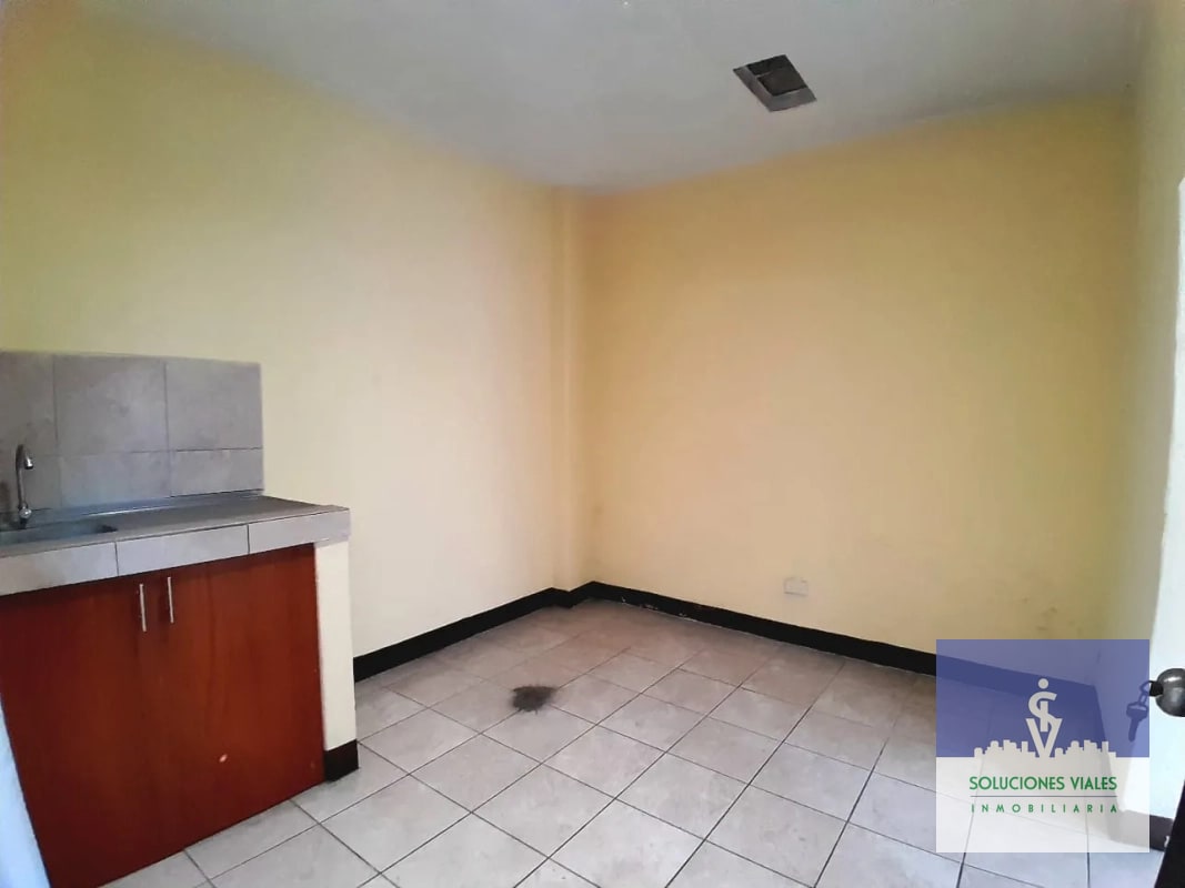 ZONA 5, VENDO CASA DE 1 NIVEL, FUERA DE GARITA - 7