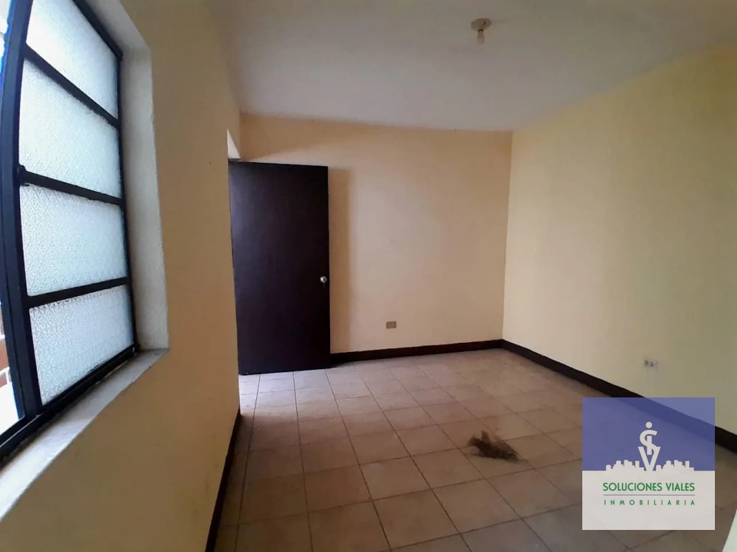 ZONA 5, VENDO CASA DE 1 NIVEL, FUERA DE GARITA - 5