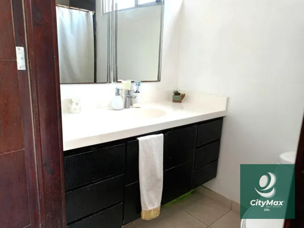 APARTAMENTO EN VENTA - CALEDONIA ZONA 16 - 3