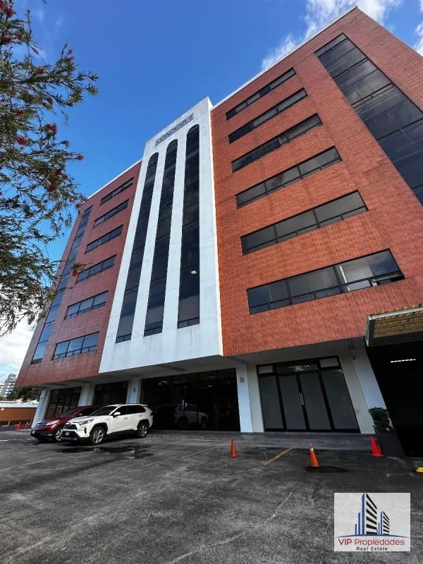 Zona 13, Edificio Condesa oficina en Alquiler — Oficina en Alquiler en Zona 13, Guatemala, Ciudad — foto 1 de 6