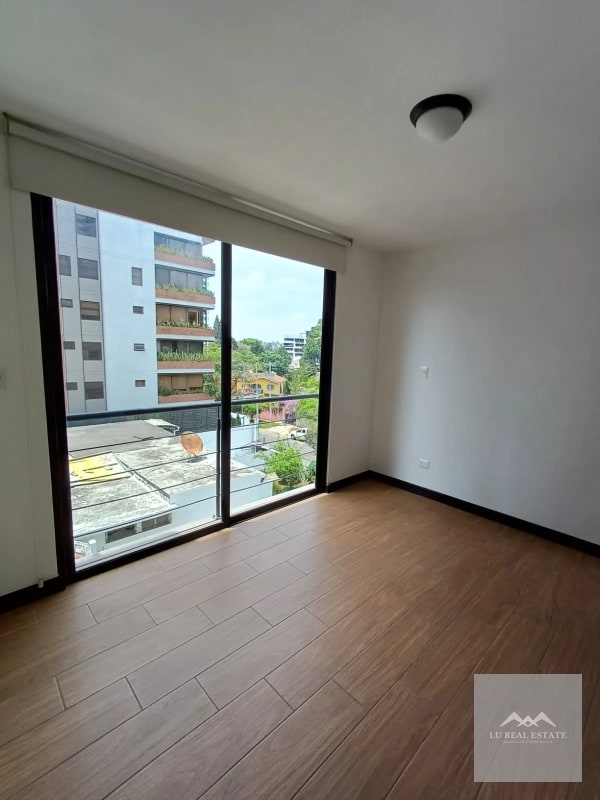 Apartamento de dos habitaciones en z15 en renta - 1