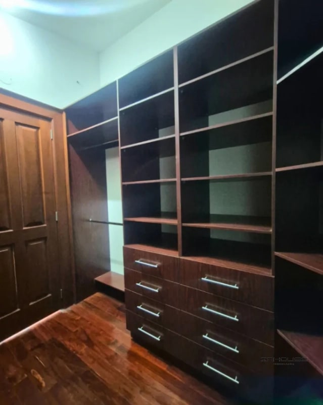 PENTHOUSE EN RENTA EN ZONA 14 CON DOS NIVELES Y TERRAZA - 4