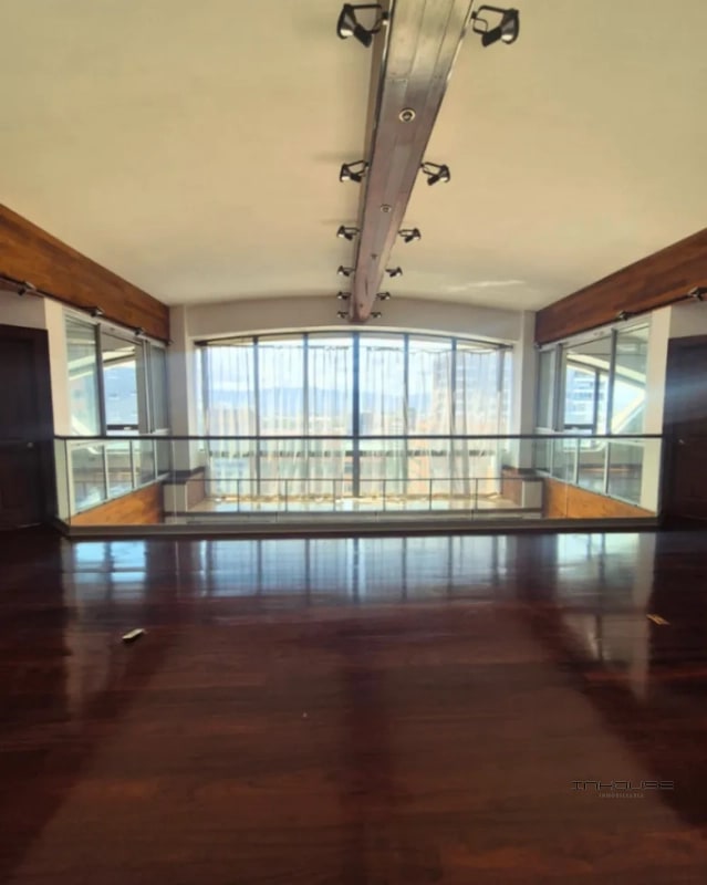 PENTHOUSE EN RENTA EN ZONA 14 CON DOS NIVELES Y TERRAZA - 6