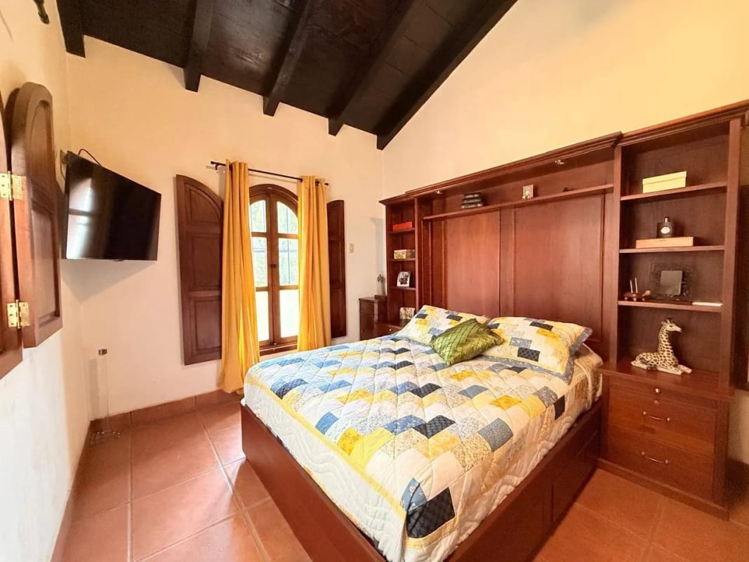 Casa amueblada en Jocotenango, Sacatepéquez — Casa en Venta en Jocotenango, Sacatepéquez — foto 4 de 7